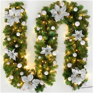 Ghirlande di fiori decorativi Ghirlanda di Natale 886 piedi Rattan Fiore artificiale Piante di vite Fiocchi di neve Poinsettia PreLit Decor 231205