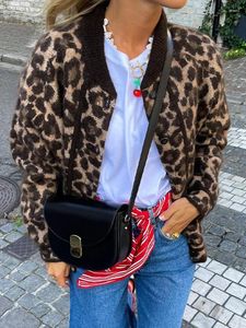 Women's Jackets Leopard Jacquard Coats 2023 Autumn Winter Fashion Vintage O-neck Long Sleeve Single Breasted Wool Blends Cardigan Coat