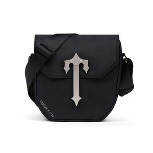 Mężczyźni Trapstars Cobra T Black Srebrna Torebka na ramię na zewnątrz projektant Plecak TOTE TOFT TAFNE Crossbody Torby z kamerą TABY DLA 2807