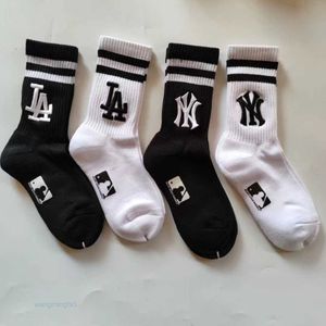 Мужские носки Носки Чулочно-носочные изделия Мужские и женские спортивные утолщенные спортивные утолщенные спортивные носки для бейсбола и бега в китайском стиле mlb, модные бейсбольные носки для бега и баскетбола