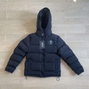 2023 Czarny płaszcz Trapstar Kurtka Mężczyźni przycięci Irongate Odłączona z kapturem puffer Baby London High Street Fashion 688SSS