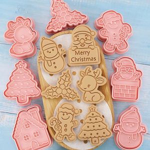 Stampi da forno 8 pezzi Set Stampo per biscotti natalizi Babbo Natale Pupazzo di neve Albero Alce Modello carino Timbro per biscotti Pressione Fondente Sugarcraft Strumenti di cottura 231205