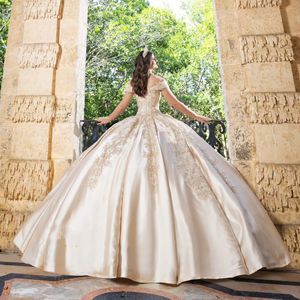 Light Champagne Satin Ball Gown Quinceanera Dresses Party Applique Lace Beads Off the Shoulder Cinderella 16 Princess Gowns vestidos de 15