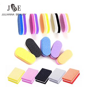 Tampões de unhas 100 unidades Mini blocos de lixas de unhas 100/180 Grit Sponge Buffers de unhas para unhas acrílicas Bloco de polimento dupla face para ferramentas de manicure 231205