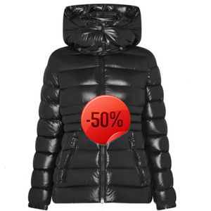 Christmas Discount ~ Women's Down Parkas Winter Short Women Jacket Fashion Designer puffer jacket Arm Badge Hooded warm coat size 1--4