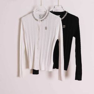 Knits kvinnor s miu sommar söt vind tencel stickad cardigan tung industri nagla diamant tunn rund hals svart och vit två färg vte5