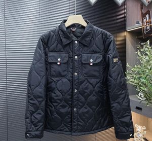 B23M Czarna designerska kurtka Mężczyźni Duża kieszeń luksusowe kurtki luksusowe kurtki zimowe grube płaszcz męski