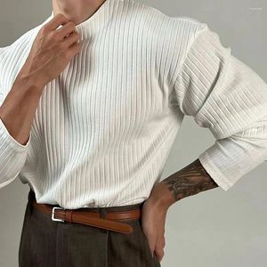 Mäns T-skjortor Mens Autumn konkava konvexa randiga off-shoulder långärmad stickad t-shirt könsneutral avslappnad fast färg lös topp