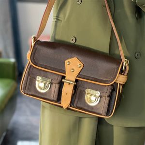 Luis Vuittons Top Sudbag Lvse Quality Lvity Louiseviutionbagbag Manhattan Women Vintage Bag Designer Bag Beard Suck Magn Women Retro Dimbag Leard Axillary Pur