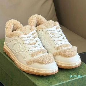 Retroinspirerade kvinnor män sneaker skor design mac80 sammanlåsande g skateboard promenad fluffig shearling