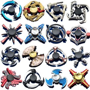 Metall Fidget Spinner Fidget Toys Kit Fingerspielzeug Hand Fidgit Spinner Kinder zur Reduzierung von Langeweile beim Spielen für Erwachsene und Kinder