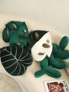 Cuscino/Decorativo Stile minimalista nordico Realistico Verde Peluche Morbido Monstera Piantaggine Foglie Cuscini del divano a forma di germoglio carino Arredamento della camera