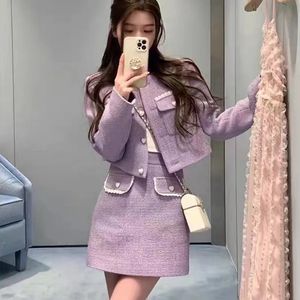 Zweiteiliges Kleid Runway Herbst Winter Tweed Koreanisch Lila Damenkleidung Anzug Jacke Mantel Outwear Chic Mini Elegante Röcke Zweiteiliges Set 231205