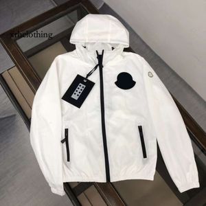 Casacos masculinos três padrões completos, versão alta m família outono inverno nova jaqueta masculina com zíper e chapéu impermeável trench coat