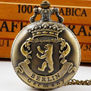 Orologi da tasca Germania Berlino Orso intagliato orologio da tasca al quarzo Collana vintage quadrante rotondo Bellissimo ciondolo in bronzo Fob Orologio Uomo Donna Regali L231120