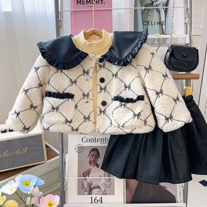 Clothing Sets Korean Winter Young Kid Girl Coat Cotton Paaded Thick Leather Peter Pen Collar Toddelr Girl Jacket Argyle Bow Baby Girl Cardigan 231206