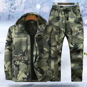 Mens Tracksuits Winter Thickened Durable Hooded Jacket Camo Suit Set Warm Plush Outdoor Work 231206