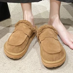 Sandaler Flats Casual Women Slippers Winter Suede Short Plush Cotton Home Shoes Designer Mules Slingback Mysig 2024 Femme Flip Flops 231206