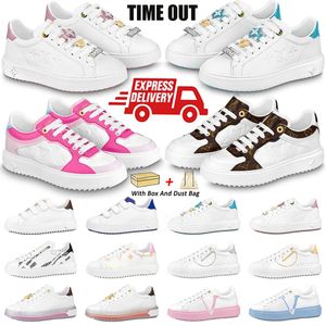 Designer Time Out Sapatos Casuais Bezerro Couro Sneaker Moda Senhora Branco Plataforma Plana Corredores Treinadores Letras Iniciais e Flores Velhas para Mulheres Sapatilhas 35-42