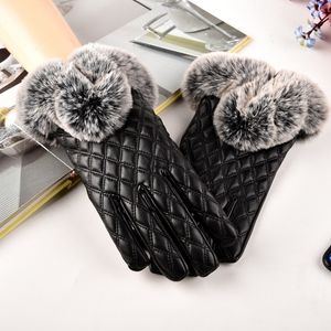 Luxury autumn and winter women's imitation otter rabbit fur insulation, plush and thickened PU touch screen cold insulation gloves, driving gift