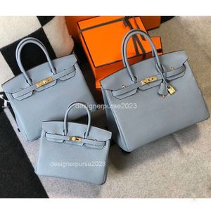 Sacos senhora clássico saco designer 2023 primeira camada tote couro feminino grande capacidade de um ombro bolsa senhora bolsas casuais