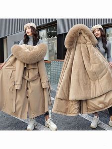 Womens Down Parkas Fashion Woman Blus Winter Jacket Huven Xlong tjock faux päls fylld parka avtagbar plus storlek 231206