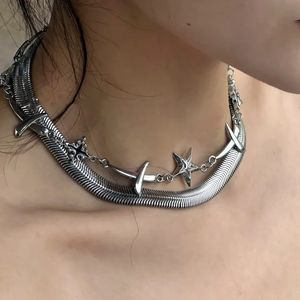 Bröllop smyckesuppsättningar 2023 mode glänsande stjärnskiktade tofs choker halsband y2k kvinnor pentagram silver färg kedja zirkon charm halsband 231205