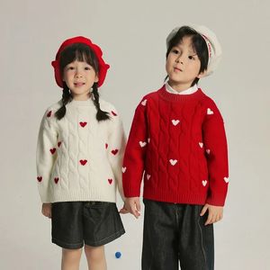 Cardigan Girls Love Jacquard maglione lavorato a maglia maglione autunno inverno bambino coreano dolce maglieria per bambini maglioni rossi cardigan cappotto giacca 231206