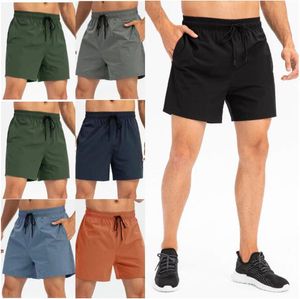 2023 designer lu lemons Men Yoga Sports Short Quick Dry Shorts With Back Pocket Mobile Phone Casual Running Gym Jogger Pant LL