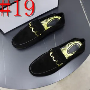 37Model 2024 Luksusowe sukienki męskie buty luksusowe marka Moccasin skóra swobodna jazda butami Oxfords Buty Men Designer mokasyna Moccasins Włoskie buty dla mężczyzn Rozmiar 38-46