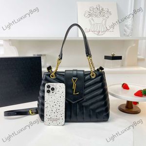 Luxurys Womens Designers Väskor Handväskor Purses Shoulder Crossbody Messenger äkta läder Fashion Mobiltelefon Bag 231204