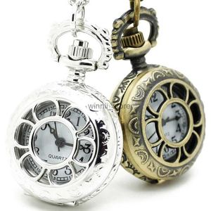 Orologi da tasca (3009) 12 pz / lotto fiore vintage Hollow vedere attraverso steampunk collana da donna ciondolo orologio da tasca spedizione gratuita regalo all'ingrossoL231120
