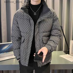 Men's Down Parkas Fashion Brand Printed Men's High-end White Down Jacket 2023 Winter New Stand Collar Big Pocket Men's Warm Down Jacket Men's Coat Q231206