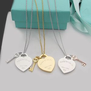 Pendant Necklace Fashionable Charm 18k Gold Heart Necklace High Quality 316L Titanium Steel Designer Necklace for Women's Jewelry