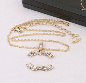 18k guldpläterad enkel designer hänge halsband tröja länk kedja kristall dubbel bokstav för kvinnor bröllop högkvalitativ smycken