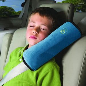 Kudde barnbil axlar täcker tecknad plysch säkerhetsbälte söt baby och kuddar bälten sömnpositionering säten