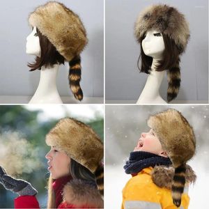 Berets Winter Warm Faux Fur Hat High-quality Raccoon Tail Thickened Flat Top Cap Windproof