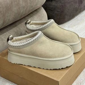 Stivali firmati da donna Pantofole Tazz Semi di senape Scivoli in pelliccia Tasman Stivali con plateau ultra mini Stivali da neve australiani Stivaletti firmati invernali in vera pelle di lana