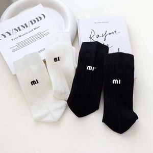 Hosiery Socks Autumn and Winter High End Black White Stamping M-Letter Silicone Women's Socks 100 Cotton Trendy Non Stinky Foot Mid Tube Ins G7ye