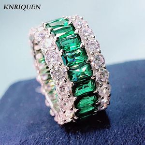 Eheringe KNRIQUEN 100 925 Echtsilber Cocktail Big für Frauen Erstellt Smaragd Rubin Saphir Edelsteinbänder Juwel 231206
