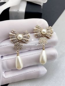 Bowknut Bow örhängen Chan 5 No.5 Lucky New Stud Earrings in Luxury Fine Jewelry Chain Halsband för kvinnors hänge K Gold Heart Designer Les Infinis de Cameliaa