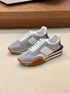 Top Luxo Popular James Sneaker Shoes Man Stripe lateral Suede nylon Skateboard Walking Rubber Runner Runner Sports Platform Sole Men Tom Fords Shoe 838