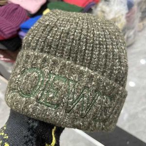 Loewee beanie designer toppkvalitet hatt designer ingen plysch stil hatt varm stickad hatt för höst och vinter beanie fashionabla party hatt lowewe skjorta 2 p32e