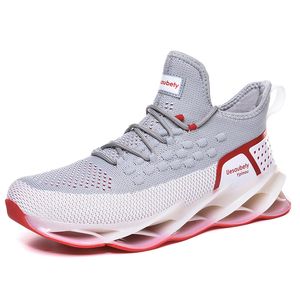 Мужчины тройной черный университет красный темный Gery Blue Silver Women Mens Mens Outdoor Sports Trainers Trainers