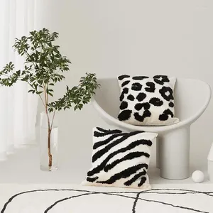 Pillow Modern Light Luxury Black And White Sofa Ins Wind Abstract Bed Living Room Lumbar 45 45cm