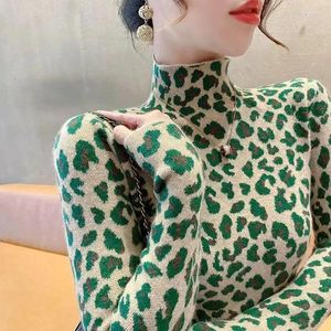 T-shirt da donna Pullover T-shirt con stampa leopardata a mezzo collo alto Autunno e inverno All-match Moda Sexy manica lunga Underlay Slim Top