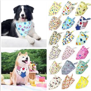 Abbigliamento per cani all'ingrosso 100 pezzi / lotto New Pet Bandana Mix 27 modello simpatico cucciolo di gatto bavaglini sciarpa accessori in cotone regolabile goccia D Dhczv