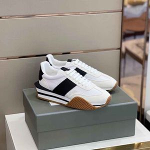 Top Luxo Popular James Sneaker Shoes Man Stripe lateral Suede nylon Skateboard Walking Chunky Rubber Runner Sports Sports Sole Men Tom Fords Trainer Shoe 985