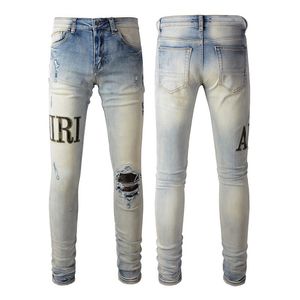 Calças de brim masculinas europeias e americanas rua na moda buraco remendado jeans, alta rua na moda masculina magro ajuste leggings jeans céu azul