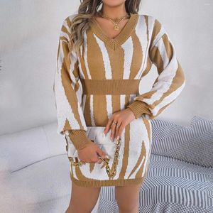 Sukienki swobodne sukienka zimowa swetra jesień ubrania ubrania golf seksowne mini długie rękawowe przyjęcie chude y2k biodro